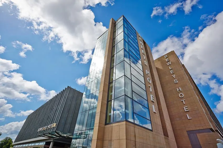 Clayton Hotel Dublin Airport Coolock