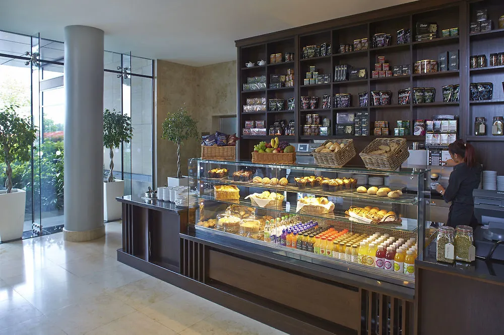 Clayton Hotel Dublin Airport Coolock